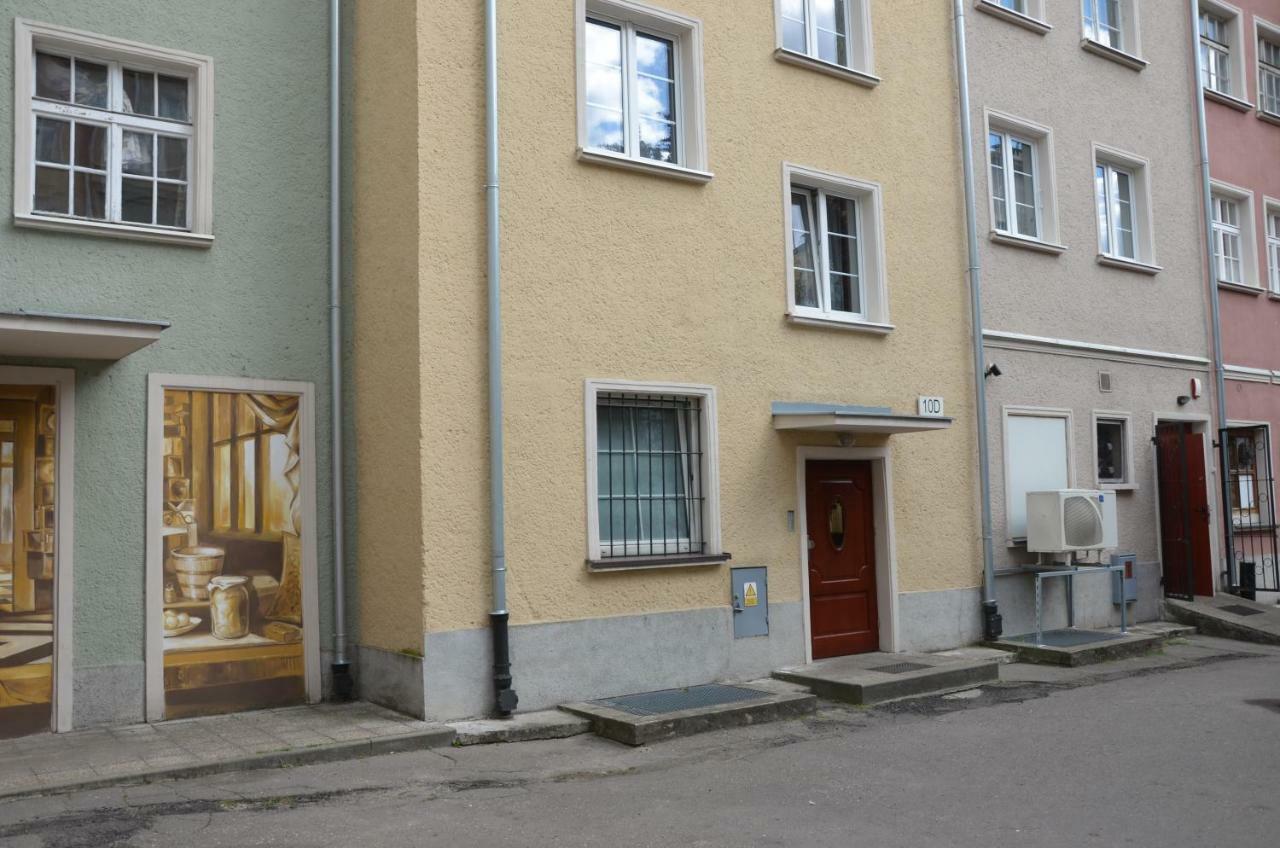 Apartment Above Motlawa Гданьск Экстерьер фото