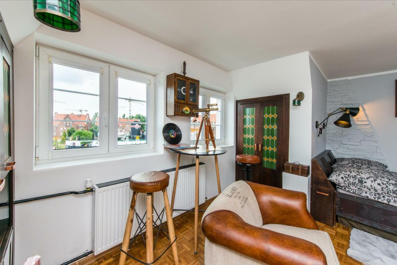 Apartment Above Motlawa Гданьск Экстерьер фото